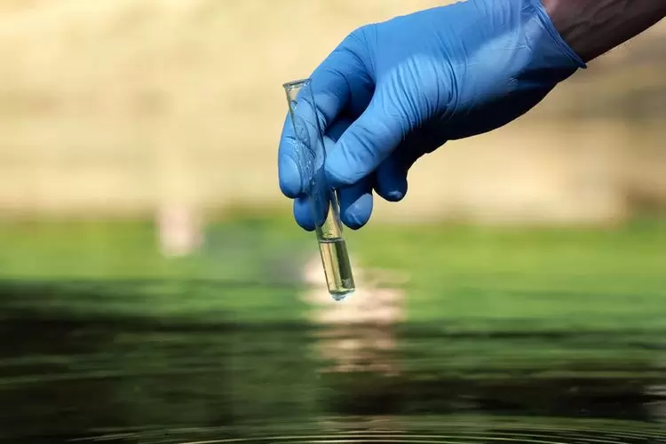 PFAS : ces produits chimiques éternels qui inquiètent | La société 3M a transigé un procès avec l’Etat du Minnesota concernant une pollution des eaux souterraines pour 850 millions de dollars. Crédit : iStock | Françoise Blind-Kempinski - Directrice éditoriale et réalisatrice (journaliste Les Echos)