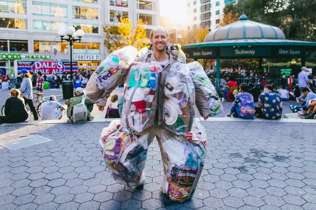 Rob Greenfield réveille la conscience des américains | www.JermCohen.com | Françoise Blind-Kempinski - Directrice éditoriale et réalisatrice (journaliste Les Echos)